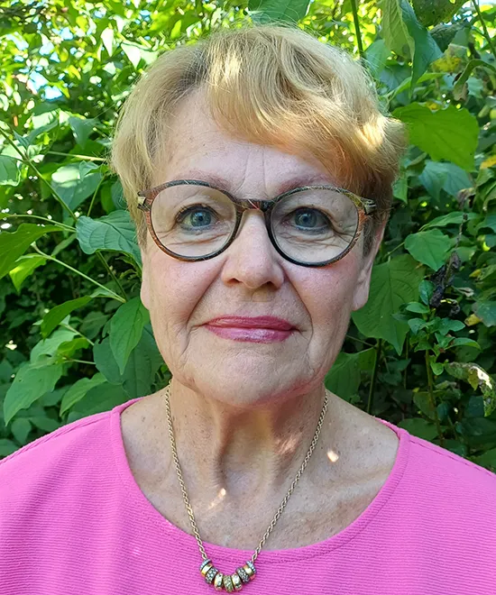 Dr. Victoria Lofner-Meir